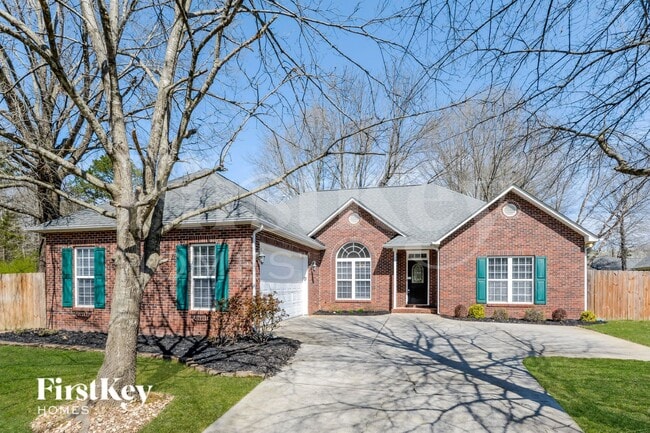 Building Photo - 1001 Josey Ln