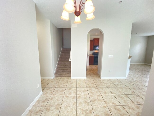 Building Photo - Gated Community!  Carter Glen Community 3/...