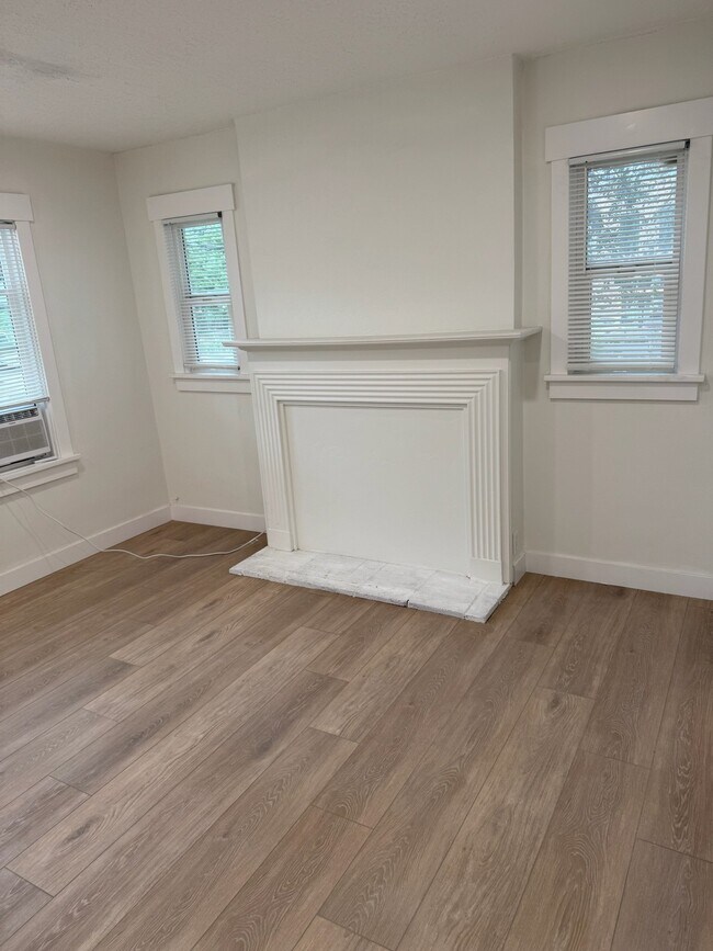 Building Photo - 1216 S 1100 E