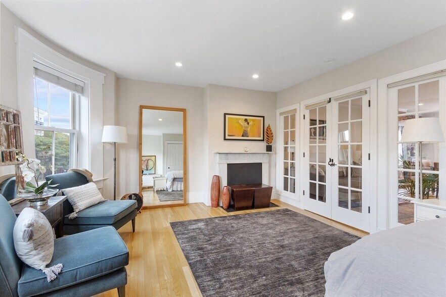 *Pictures are representative samples of the advertised unit. In some cases, the actual units you tou - 425 Shawmut Ave