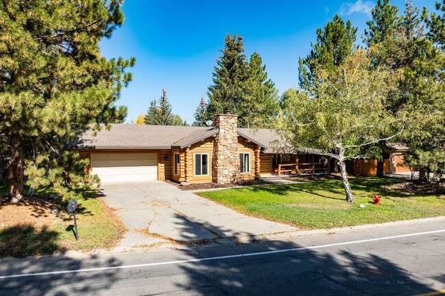 Building Photo - Updated Log Cabin in Park City — Modern Co...