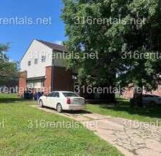 Building Photo - $850- 2 bed 1 bath - Townhomes