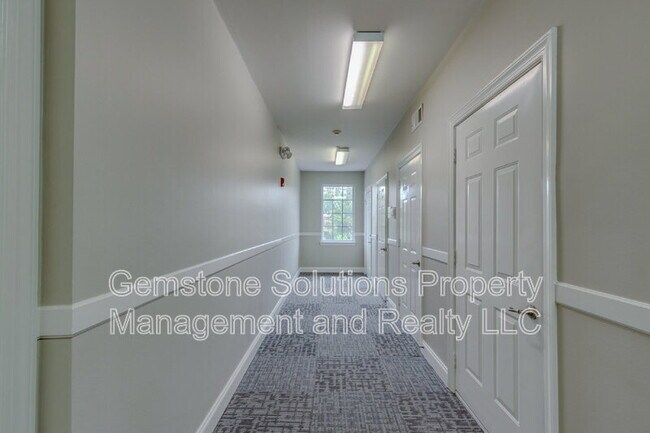 Building Photo - 3201 Aspen Grove Dr