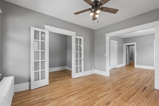 Building Photo - 211 Grotto St N