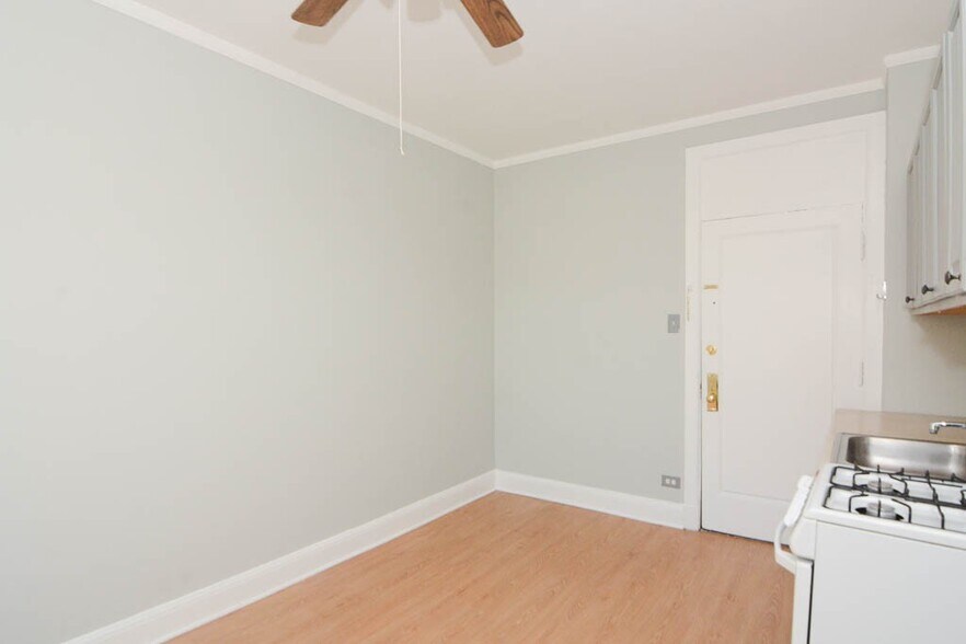 Building Photo - 3836 N Fremont St