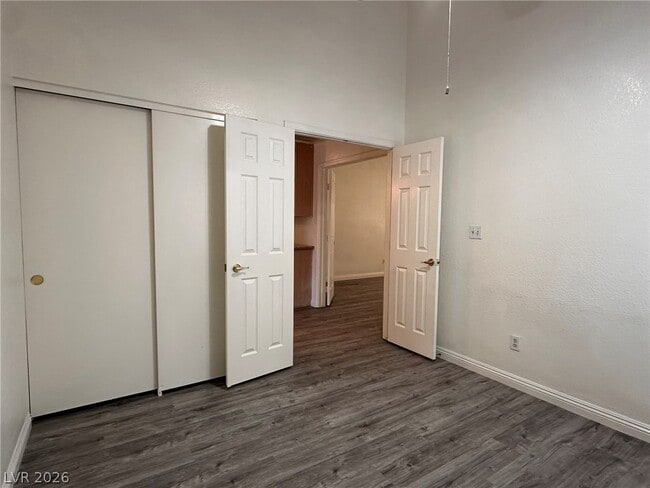 Building Photo - 6521 Bellwood Ct