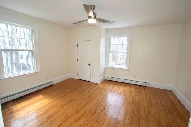 Building Photo - 85 Belknap St