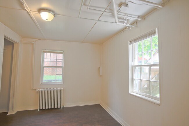 Building Photo - 8br Single Family Home on 14th St NW  (MIN...