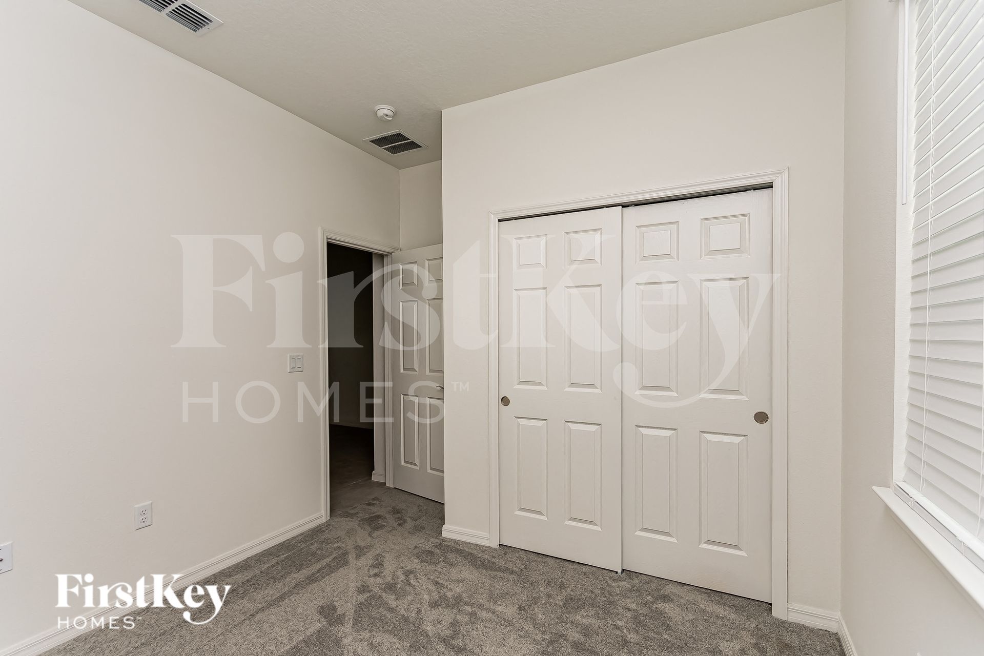 Building Photo - 348 Corbel Ln