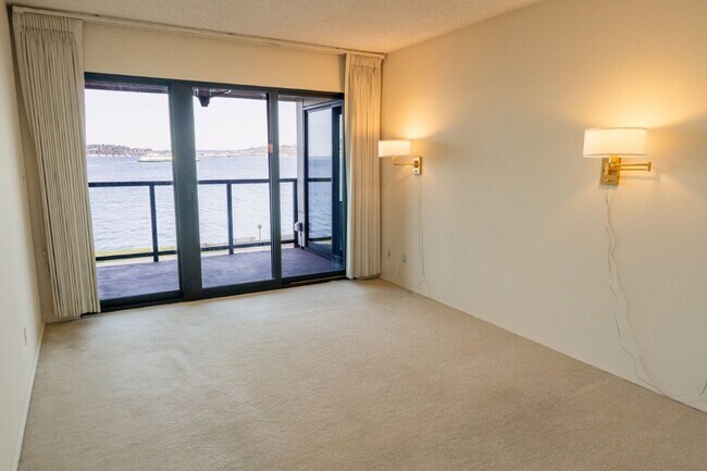 Building Photo - 2Bd/2Ba Seattle Condo