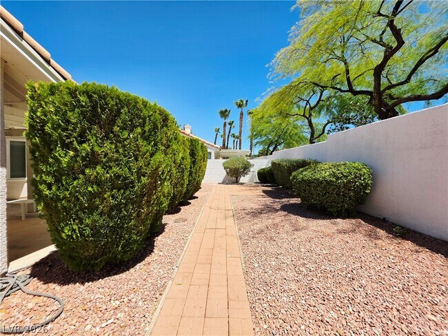 Building Photo - 8213 Arch Bay Ln