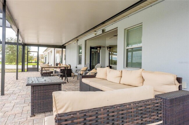 Building Photo - 3052 Youngford St