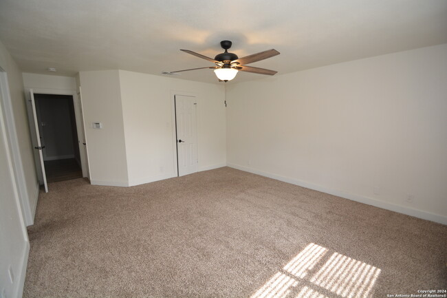 Building Photo - 13903 Cedar Canyon