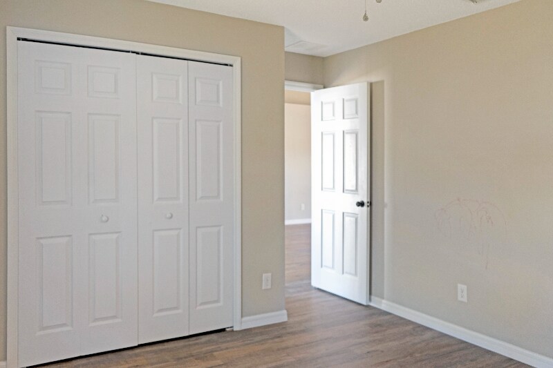 Building Photo - 1117 Peregrine St