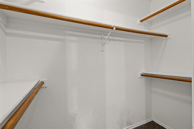 Building Photo - 6003 Flyers Ln