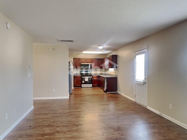 Building Photo - 4897 Bryant Dr