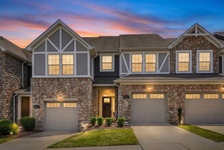 Building Photo - 1223 Bhaltair Ln