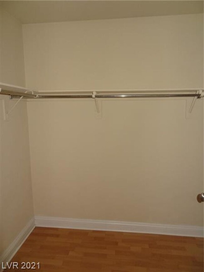 Building Photo - Wonderful 1 Story, 3 Bedroom Townhouse wit...