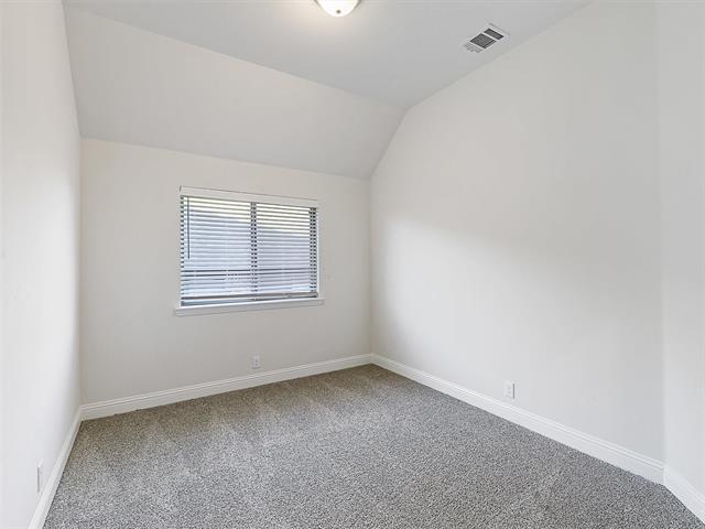 Building Photo - 2614 W Argyle Ln