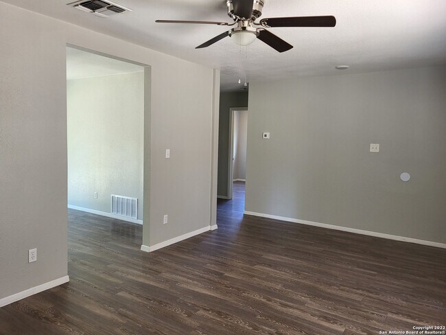 Building Photo - 9415 Quicksilver Dr