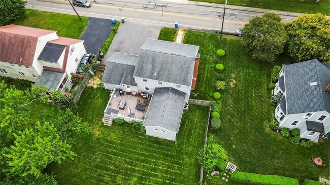 Building Photo - 191 Chases Ln