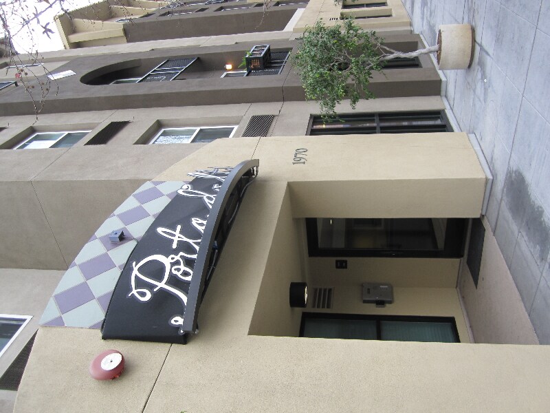 Building Photo - 1970 Columbia St