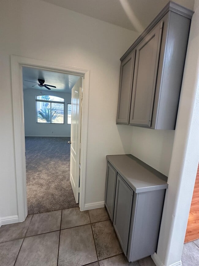 Building Photo - 7351 N Bain Ave