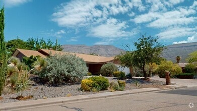 Building Photo - Fully Furnished 3 Bedroom Rental