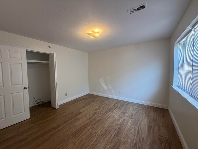 Building Photo - 428 Kays Ln