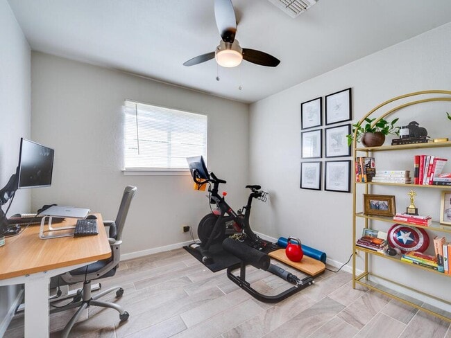 Building Photo - 12505 Brandywine Ct