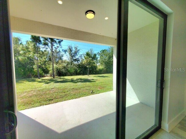 Building Photo - 26285 Explorer Rd