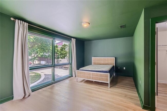 Building Photo - 1273 Eames Green NW