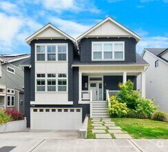 Building Photo - Gorgeous 4 Bed/3.5 Bath with Beautiful Fin...