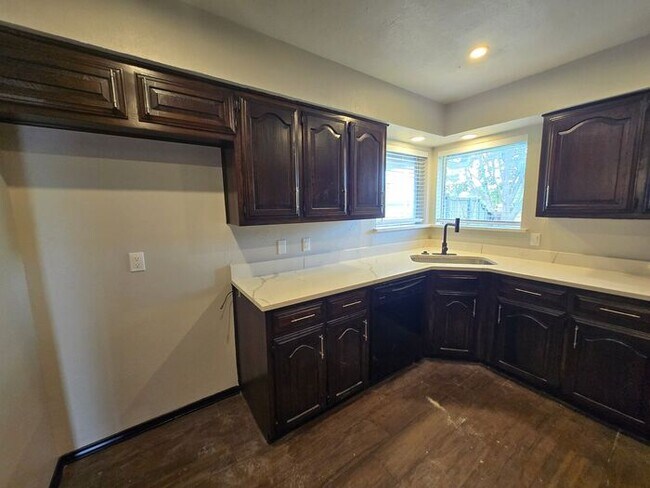 Building Photo - 10327 Bernardin Cir