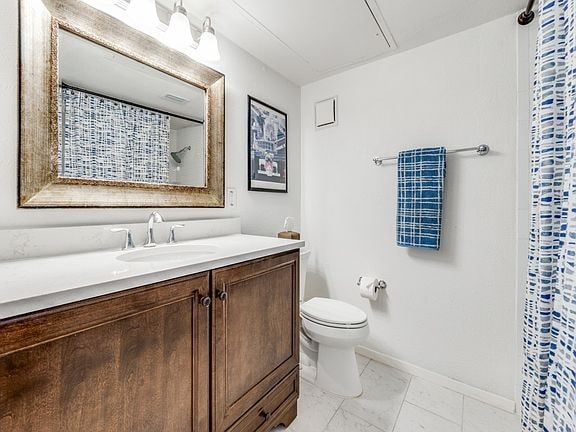 Building Photo - 5200 Martel Ave