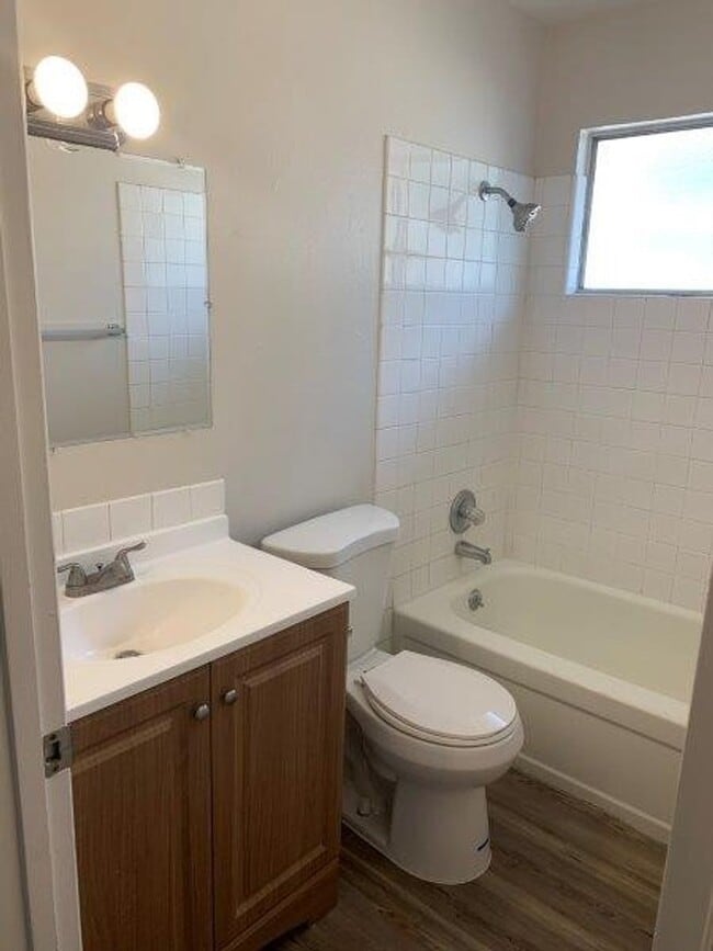 Building Photo - 5552 Keoncrest Cir