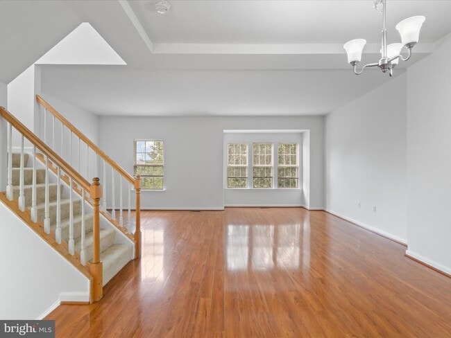 Building Photo - 7700 Shadowcreek Terrace