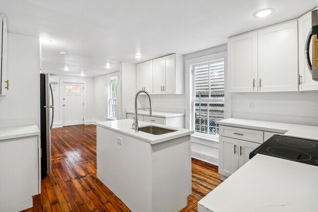 Building Photo - 4538 S Liberty St