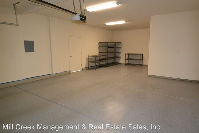 Building Photo - 4 br, 3 bath House - 2618 W. Sady