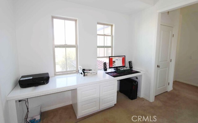 Building Photo - 60 Crestwick