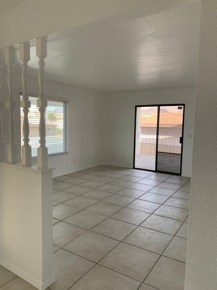 Building Photo - 3576 Stanford Dr