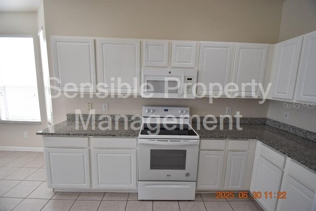 Building Photo - 11570 Misty Isle Ln