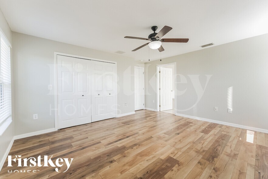 Building Photo - 2519 NW 7th St