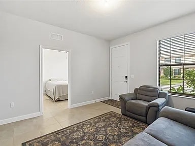 Building Photo - 10070 W Villa Cir