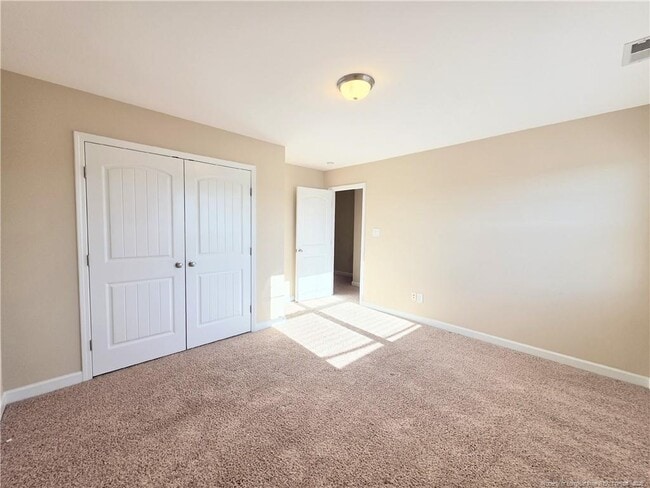 Building Photo - 389 Roanoke Dr