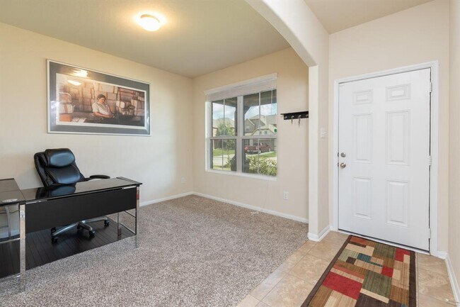 Building Photo - 12318 Leafy Arch Way