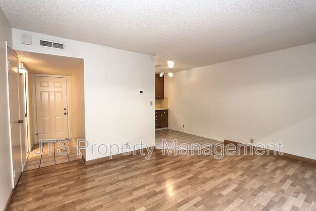 Building Photo - 2722 26th St