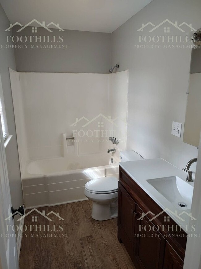 Building Photo - 3-Bedroom Rental Near Anderson University