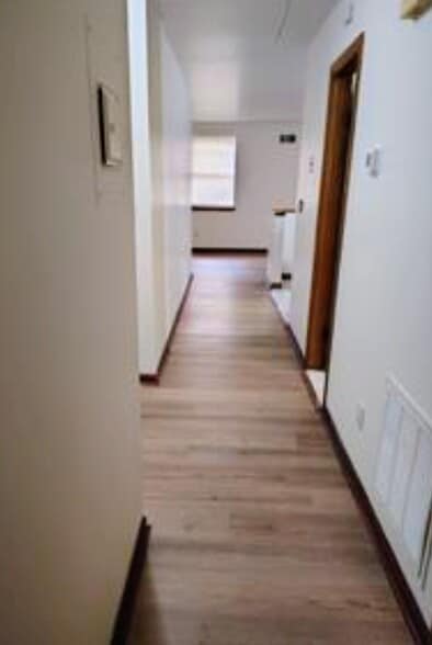 Building Photo - 76 Central Ave