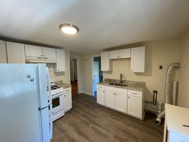 Building Photo - 333 Quinnipiac Ave